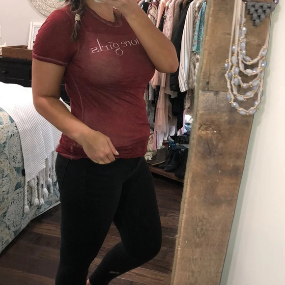 Gilmore Girls small burnout burgundy T-shirt - Picture 2 of 4